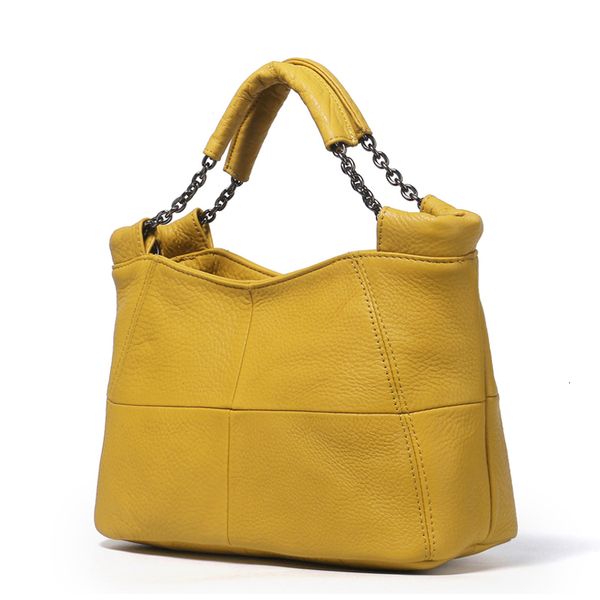 evening bags summer european and american style fashion handbag lady chain soft genuine leather tote for women messenger bag 230307
evening bags summer european and american style fashion handbag lady chain soft genuine leather tote for women messenger bag 230307