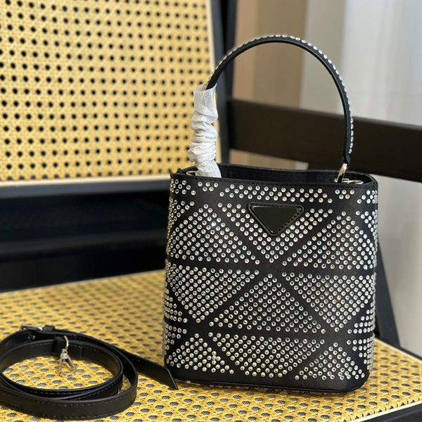 shimmer diamante bucket bag tote handbags women handbag purse crossbody bags leather long strap bottom nail triangular pattern multicolour
shimmer diamante bucket bag tote handbags women handbag purse crossbody bags leather long strap bottom nail triangular pattern multicolour