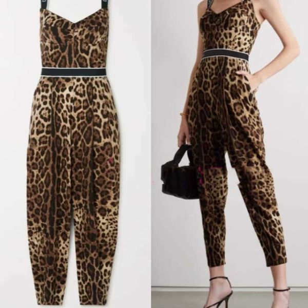 23ss designer brand women jumpsuit european american style korean version high-quality jumpsuit women's leopard print letter webbing wa, Black;white
23ss designer brand women jumpsuit european american style korean version high-quality jumpsuit women's leopard print letter webbing wa, Black;white