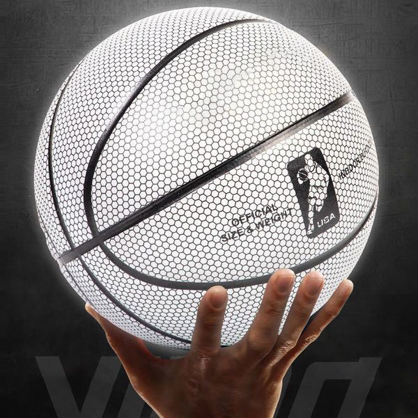 balls holographic reflective basketball ball size 7 pu bascket woman man sports luminous indoor outdoor professional training 230308
balls holographic reflective basketball ball size 7 pu bascket woman man sports luminous indoor outdoor professional training 230308