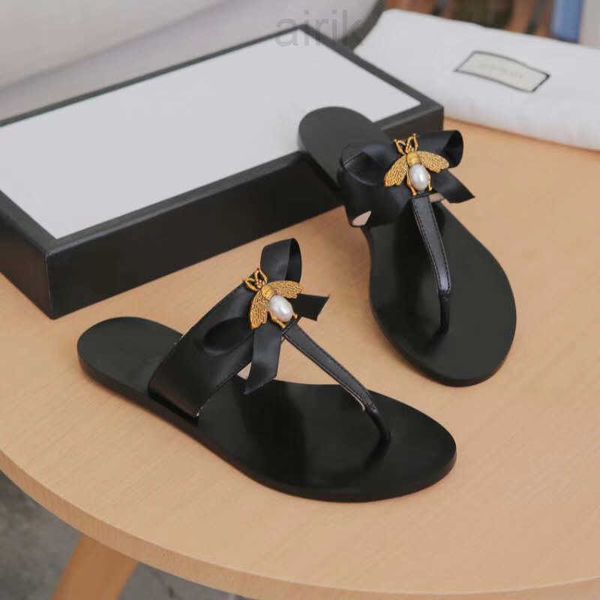 basketball shoes luxury designer flip flops metal bee genuine leather slipper women summer slides sandals lovely bow tie flat slippers size
basketball shoes luxury designer flip flops metal bee genuine leather slipper women summer slides sandals lovely bow tie flat slippers size