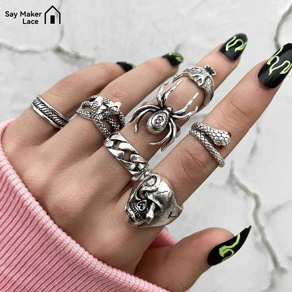 7pcs/set punk gothic snake spider ring set for women vintage silver plated retro rhinestone charm billiards finger jewelry
7pcs/set punk gothic snake spider ring set for women vintage silver plated retro rhinestone charm billiards finger jewelry