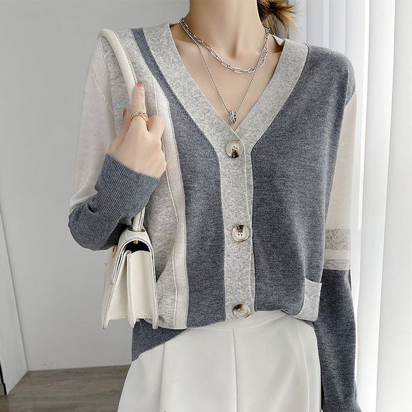women's knits tees spring and summer vneck stitching knitted cardigan highend fashion full matching elegant longsleeved sweater 230308, White
women's knits tees spring and summer vneck stitching knitted cardigan highend fashion full matching elegant longsleeved sweater 230308, White