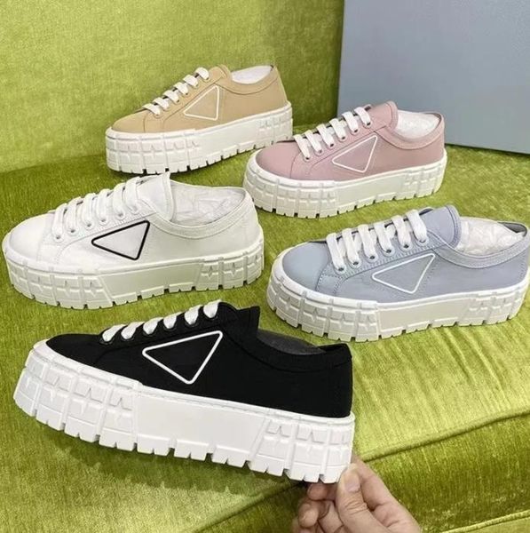 new casual shoes women's low canvas thick soled sneakers high nylon women's sneakers size 35-41, Black
new casual shoes women's low canvas thick soled sneakers high nylon women's sneakers size 35-41, Black