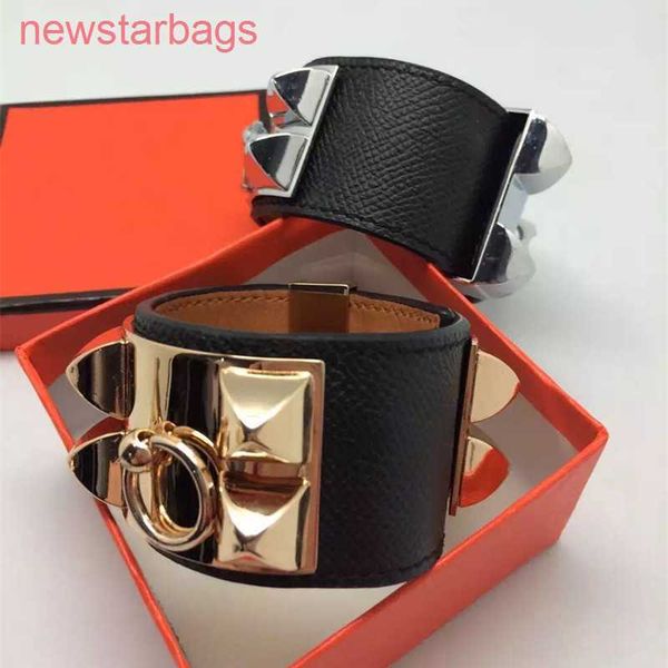 designer herms bracelet for sale classic stars of h family the same titanium steel bracelet rivet cdc adjustable belt buckle, Golden;silver
designer herms bracelet for sale classic stars of h family the same titanium steel bracelet rivet cdc adjustable belt buckle, Golden;silver