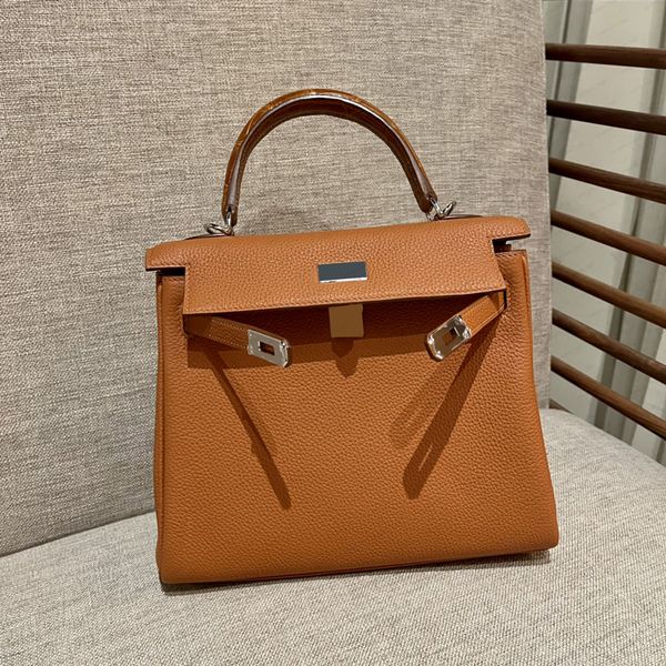 5a designer bag tote handbags for women genuine leather fashion totes shoulder handbags shoulder bag tote luxury designer purse clutch bag c
5a designer bag tote handbags for women genuine leather fashion totes shoulder handbags shoulder bag tote luxury designer purse clutch bag c