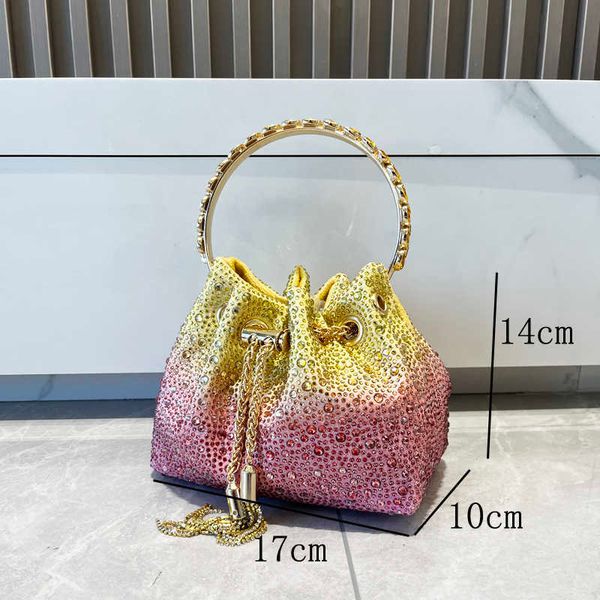 handle rhinestones evening clutch bag purses and handbag luxury designer shoulder bag shiny crystal clutch purse bucket bag new 230308
handle rhinestones evening clutch bag purses and handbag luxury designer shoulder bag shiny crystal clutch purse bucket bag new 230308