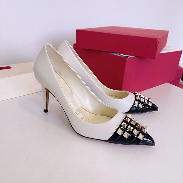 basketball shoes dress rivets high heel pumps for womens designer diamond silk party wedding rhinestone versatile banquet loafers multicolou
basketball shoes dress rivets high heel pumps for womens designer diamond silk party wedding rhinestone versatile banquet loafers multicolou