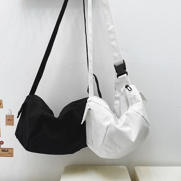 evening bags black and white hbag fashion nylon shoulder for men women lightweight solid color backpack japanese diagonal 230308
evening bags black and white hbag fashion nylon shoulder for men women lightweight solid color backpack japanese diagonal 230308