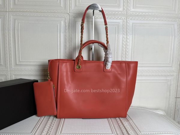 original large capacity women's fashion handbag messenger bag shoulder bag leather bag tote bag 3-color optional chain
original large capacity women's fashion handbag messenger bag shoulder bag leather bag tote bag 3-color optional chain