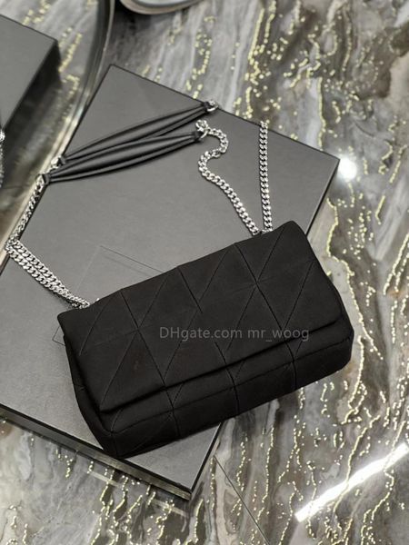 2023 new shopping bag medium 25cm knitted stitching style design black classic everything practical 5a quality
2023 new shopping bag medium 25cm knitted stitching style design black classic everything practical 5a quality