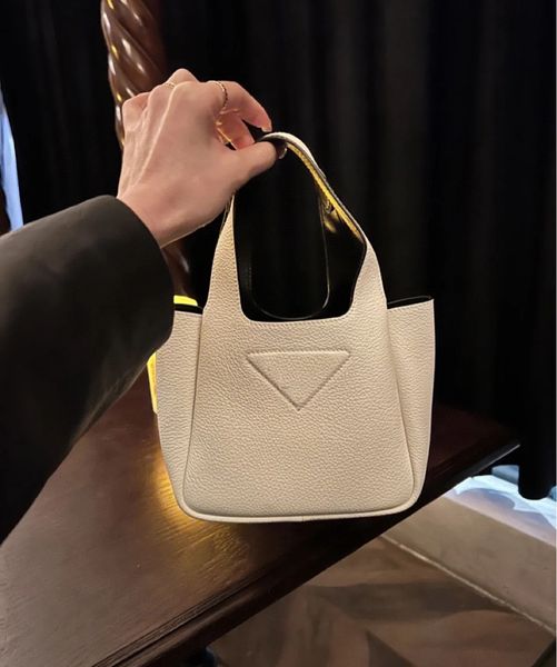designer bags mini tote bag pra shourlder small bag women bag spring and summer new classic women basket wallet rapid delivery vegetable buc
designer bags mini tote bag pra shourlder small bag women bag spring and summer new classic women basket wallet rapid delivery vegetable buc