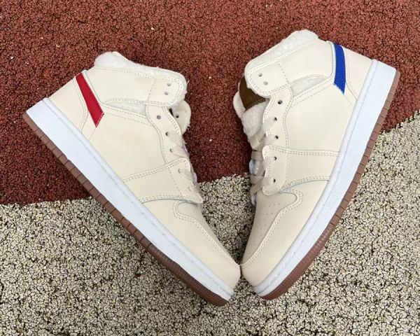 2023 jumpman 1 mid sports men basketball shoes 1s pearl white racer blue women fashion trainers sneakers ship with box
2023 jumpman 1 mid sports men basketball shoes 1s pearl white racer blue women fashion trainers sneakers ship with box