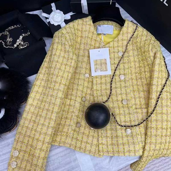 women's jackets designer new 2023 brand jacket fashion high-end autumn winter chains tweed coat leisure spring coats cardigan birthday, Black;brown
women's jackets designer new 2023 brand jacket fashion high-end autumn winter chains tweed coat leisure spring coats cardigan birthday, Black;brown