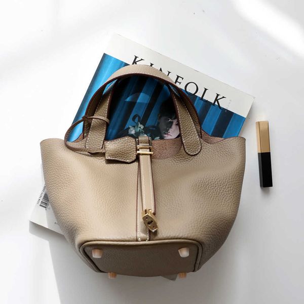 h bag designer original layer cowhide basket women's bag leather bucket 2023 new litchi pattern hand
h bag designer original layer cowhide basket women's bag leather bucket 2023 new litchi pattern hand