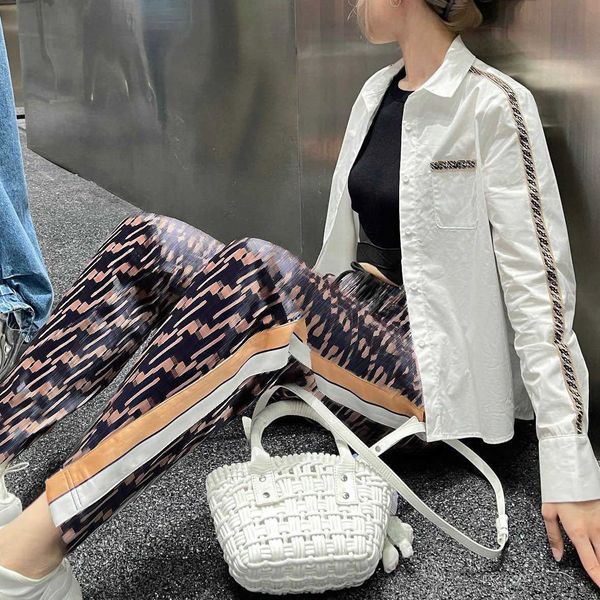 23ss brand women designer autumn winter new double-f presbyopic patchwork velvet wide leg pants trousers, Black;white
23ss brand women designer autumn winter new double-f presbyopic patchwork velvet wide leg pants trousers, Black;white