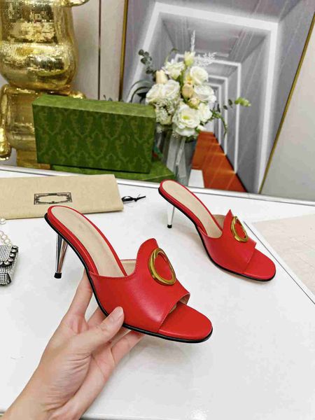 the latest designer women's luxury sandals luxury high heels leather sandals summer beach wedding shoes k044, Black
the latest designer women's luxury sandals luxury high heels leather sandals summer beach wedding shoes k044, Black