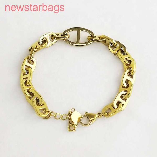 designer herms bracelet for sale latest 18k gold plated stainless steel jewelry theta shape chain b202313, Golden;silver
designer herms bracelet for sale latest 18k gold plated stainless steel jewelry theta shape chain b202313, Golden;silver