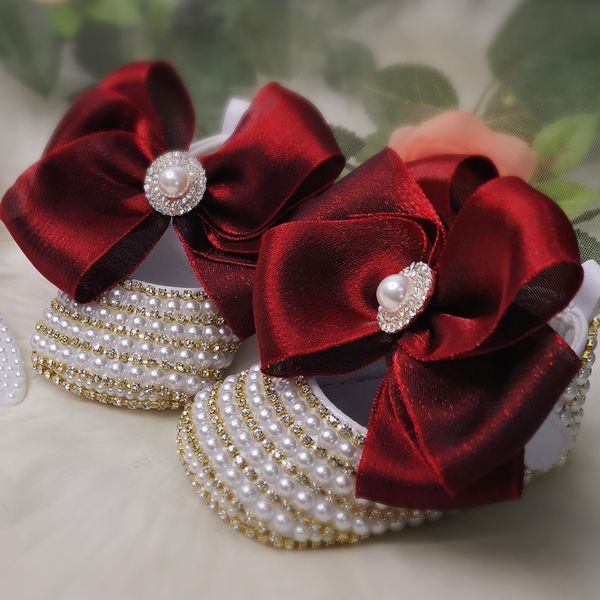 sneakers dollbling sparkle pearly baby shoes and headband born pacifier gift set ivory bead designer brand 0-1y girl crib ballet shoes 23030, Black;red
sneakers dollbling sparkle pearly baby shoes and headband born pacifier gift set ivory bead designer brand 0-1y girl crib ballet shoes 23030, Black;red