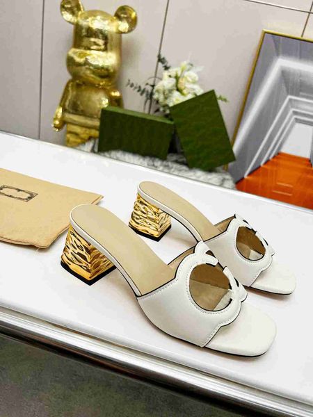 luxury designer women's shoes classic fashion flat sandals channel thick bottom casual open-toe summer fashion women's shoes beach, Black
luxury designer women's shoes classic fashion flat sandals channel thick bottom casual open-toe summer fashion women's shoes beach, Black