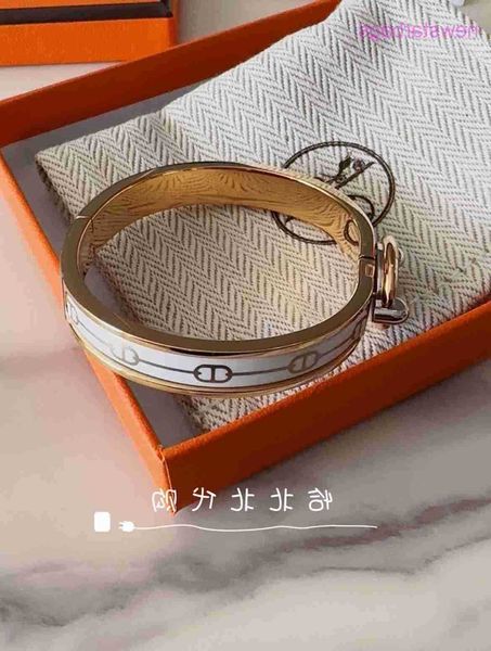 designer herm bracelet for sale clic pig nose white print classic bracelet gold pm legi nlt9, Golden;silver
designer herm bracelet for sale clic pig nose white print classic bracelet gold pm legi nlt9, Golden;silver