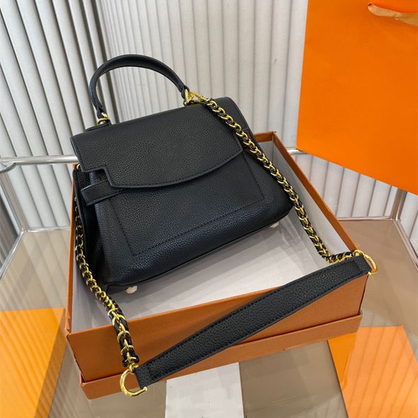 womenswear designer bag brand shoulder bag leather messenger bag floral bag classic diagonal span handbag purse fashion tote bag
womenswear designer bag brand shoulder bag leather messenger bag floral bag classic diagonal span handbag purse fashion tote bag