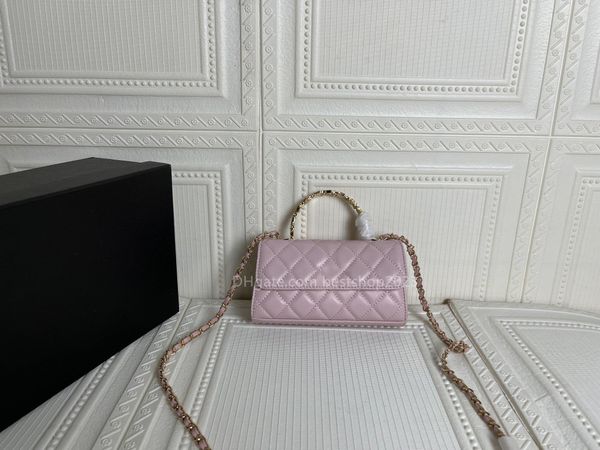 fashion retro enamel handle bag shoulder bag handbag messenger bag small square bag black/white/pink size optional
fashion retro enamel handle bag shoulder bag handbag messenger bag small square bag black/white/pink size optional