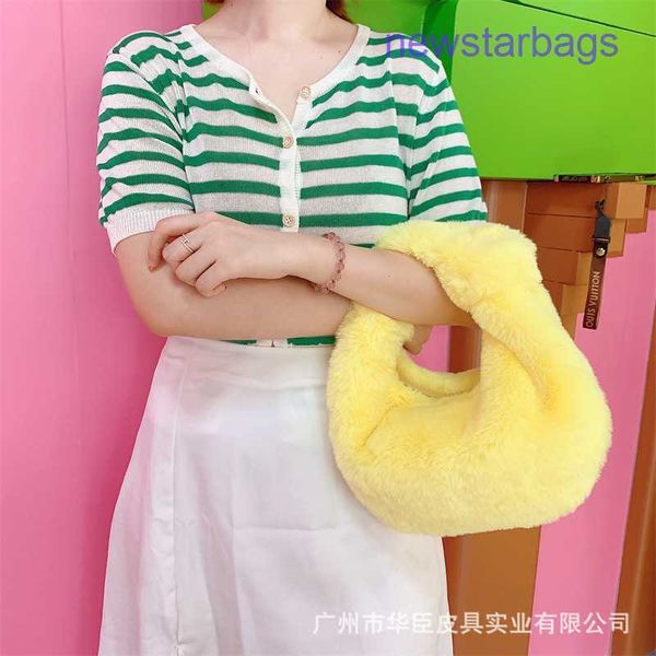 original edition bottegs venets point bags online shop 2023 new style maomao dumplings bun women's fashion versatile autumn and winter
original edition bottegs venets point bags online shop 2023 new style maomao dumplings bun women's fashion versatile autumn and winter