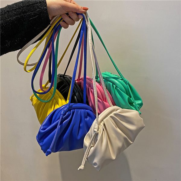 evening bags spring simple women cloud messenger all match ladies pu leather crossbody female party clutches and purse 230307
evening bags spring simple women cloud messenger all match ladies pu leather crossbody female party clutches and purse 230307