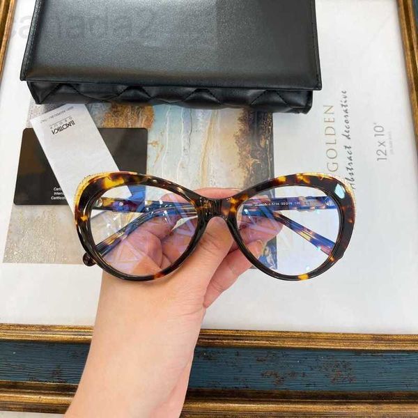 sunglasses designer small 340 female cat eye type eyeglass frame plain face mirror can be matched s0vd 8ss1, White;black
sunglasses designer small 340 female cat eye type eyeglass frame plain face mirror can be matched s0vd 8ss1, White;black