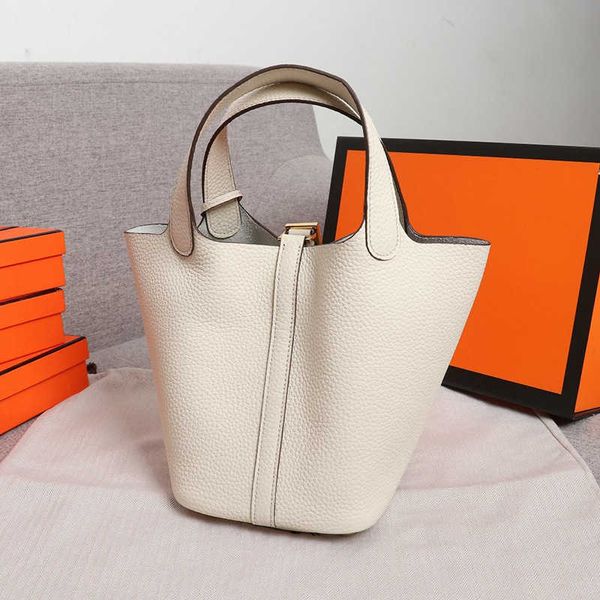 h bag designer original 2023 color matching basket bag cowhide bucket lychee pattern layer simple versatile portable women's
h bag designer original 2023 color matching basket bag cowhide bucket lychee pattern layer simple versatile portable women's