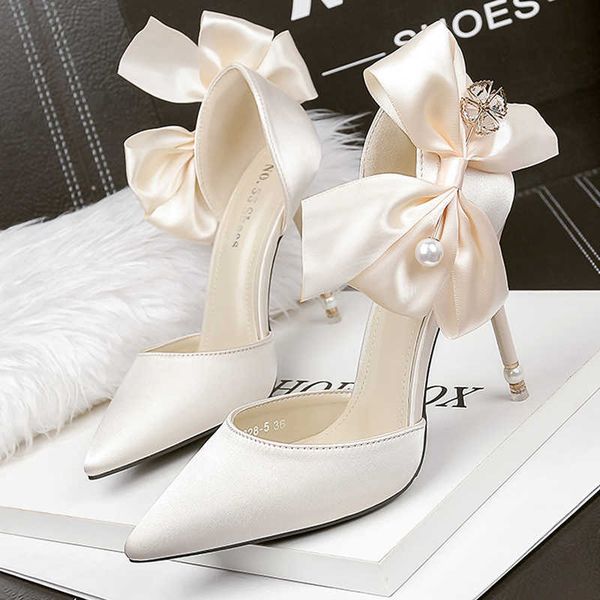 sandal 2023 new bow knot women pumps designer shoes high heels sandals satin stiletto pearl wedding plus size 43 230302, Black
sandal 2023 new bow knot women pumps designer shoes high heels sandals satin stiletto pearl wedding plus size 43 230302, Black