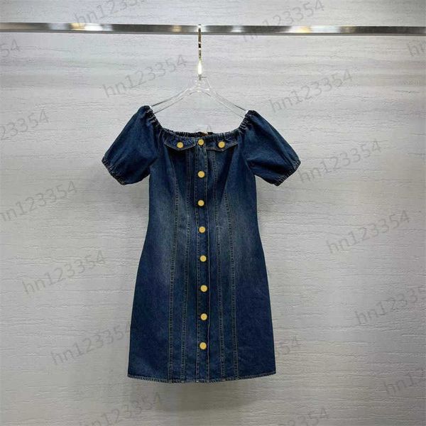 2023 womens designer clothing dresses spring summer heavy industry casual fashion denim one-shoulder rubber band pocket design dress complex, Black;gray
2023 womens designer clothing dresses spring summer heavy industry casual fashion denim one-shoulder rubber band pocket design dress complex, Black;gray