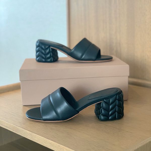 designer sandals original sheepskin thick heel women's shoes with box luxury slide slippers fashion single shallow color summer slipper, Black
designer sandals original sheepskin thick heel women's shoes with box luxury slide slippers fashion single shallow color summer slipper, Black