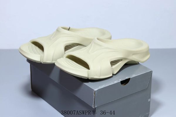 designers slippers for women mens slides 002 floral brocade flats gear bottom tiger snaker ace bee flop flip scuffs casual fashion beach sho, Black
designers slippers for women mens slides 002 floral brocade flats gear bottom tiger snaker ace bee flop flip scuffs casual fashion beach sho, Black