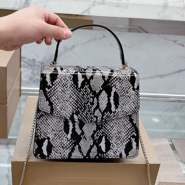 serpentine snake shoulder bags fashion enamel snakehead lock crossbody totes women handbags chain messenger bags flap purse patent leather h
serpentine snake shoulder bags fashion enamel snakehead lock crossbody totes women handbags chain messenger bags flap purse patent leather h