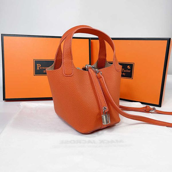 designer original herms bag female 2023 new mini vegetable basket bucket imitation leather women's handbag versatile crossbody
designer original herms bag female 2023 new mini vegetable basket bucket imitation leather women's handbag versatile crossbody