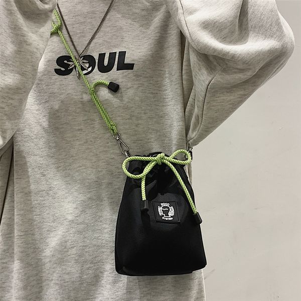 evening bags unique design messenger bag fashion brand shoulder light casual phone couple mini drawstring bucket 230308
evening bags unique design messenger bag fashion brand shoulder light casual phone couple mini drawstring bucket 230308