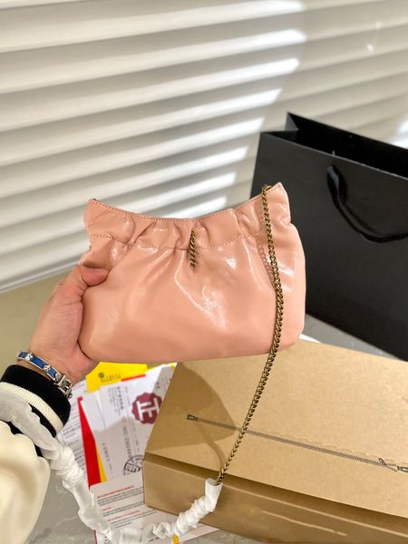 2023 new luxury handbag shoulder bag brand designer paint surface leather ladies metal chain black clamshell messenger chain bags
2023 new luxury handbag shoulder bag brand designer paint surface leather ladies metal chain black clamshell messenger chain bags