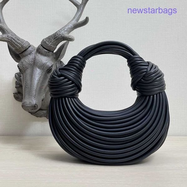 original edition bottegs venets point bags online shop jodie mini 2nd generation knotted bag 2023 new niche design dumpling yunduo hand fema
original edition bottegs venets point bags online shop jodie mini 2nd generation knotted bag 2023 new niche design dumpling yunduo hand fema