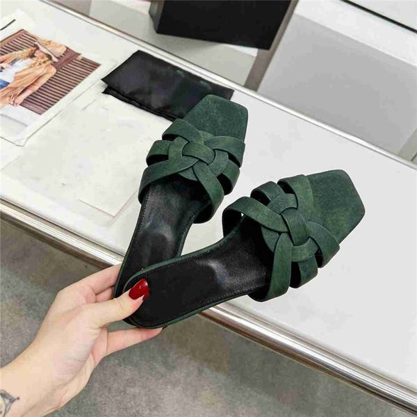 fashion slippers 2023 yslity luxury design summer men's and women's flats thick soled leather rubber lettering logo casual cartoon, Black
fashion slippers 2023 yslity luxury design summer men's and women's flats thick soled leather rubber lettering logo casual cartoon, Black