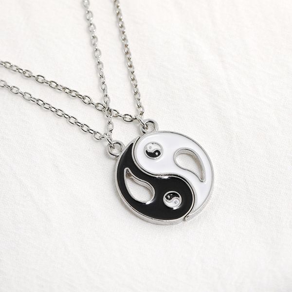 2pcs /set designer necklace woman black white tai ji diagram mens necklace south american alloy silver pendant man necklaces pendants choker
2pcs /set designer necklace woman black white tai ji diagram mens necklace south american alloy silver pendant man necklaces pendants choker
