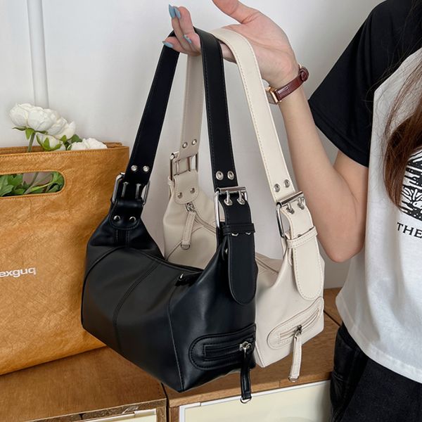 evening bags cool girls hobos small shoulder soft pu leather women s designer underarm bag retro motorcyclist female purse handbags 230307
evening bags cool girls hobos small shoulder soft pu leather women s designer underarm bag retro motorcyclist female purse handbags 230307
