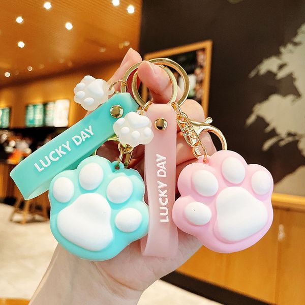 luxurys designers keychain car key chain cat's paw keychains design versatile fashion leisure men women bag pendant accessories, Silver
luxurys designers keychain car key chain cat's paw keychains design versatile fashion leisure men women bag pendant accessories, Silver