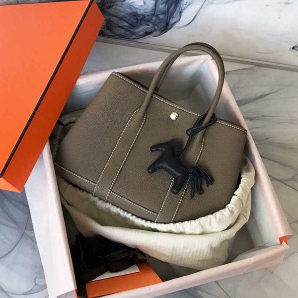 h garden famous handbag hd handbags designer bags h party hand made wax line togo cowhide business hand leisure commuting tot women s gija b
h garden famous handbag hd handbags designer bags h party hand made wax line togo cowhide business hand leisure commuting tot women s gija b