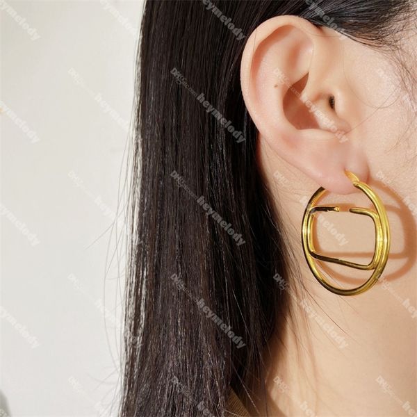 luxury big gold hoop earrings stud for lady women 4cm v ear studs set designer jewelry earring valentine's day gift with box, Golden;silver
luxury big gold hoop earrings stud for lady women 4cm v ear studs set designer jewelry earring valentine's day gift with box, Golden;silver