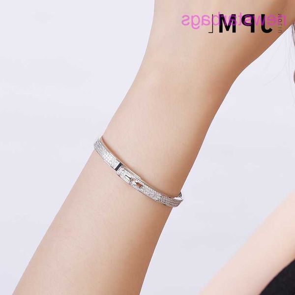 designer herm bracelet for sale ml silver buckle women's diamond simple small design net red fashion open hands pig nose u0le j826, Golden;silver
designer herm bracelet for sale ml silver buckle women's diamond simple small design net red fashion open hands pig nose u0le j826, Golden;silver