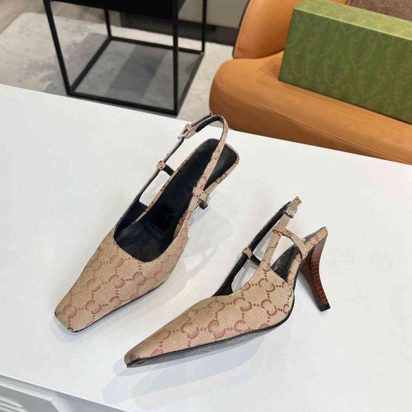 dress shoes 2023 fashion ggity women leather high heel letter logo party wedding tourism holiday casual flat shoes 02-03, Black
dress shoes 2023 fashion ggity women leather high heel letter logo party wedding tourism holiday casual flat shoes 02-03, Black