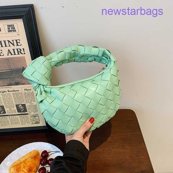 original edition bottegs venets point bags online shop korean bag women's 2023 summer new fashion woven rhombic lattice portable simple
original edition bottegs venets point bags online shop korean bag women's 2023 summer new fashion woven rhombic lattice portable simple