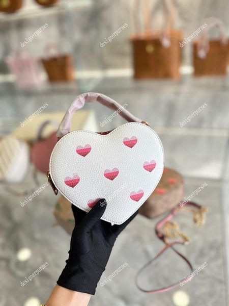 tz shoppers tote bags fashion heart series shoulder bag cherry heart crossbody bag cowhide chain shoulder strap handbag designer handbags wo
tz shoppers tote bags fashion heart series shoulder bag cherry heart crossbody bag cowhide chain shoulder strap handbag designer handbags wo